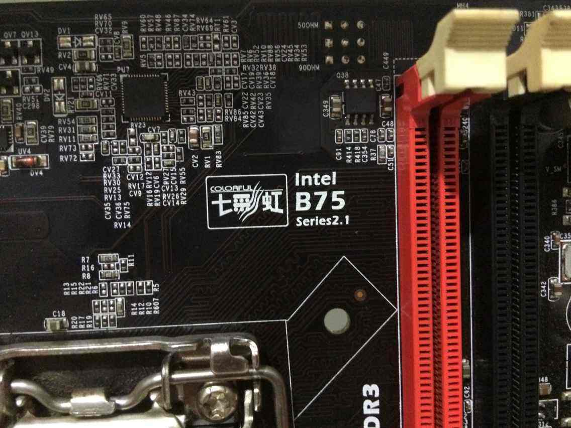 七彩虹C.B75H V22主板怎么通过BIOS设置